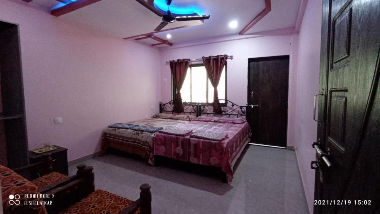 Saguntara Beach Homestay Vengurla Esterno foto