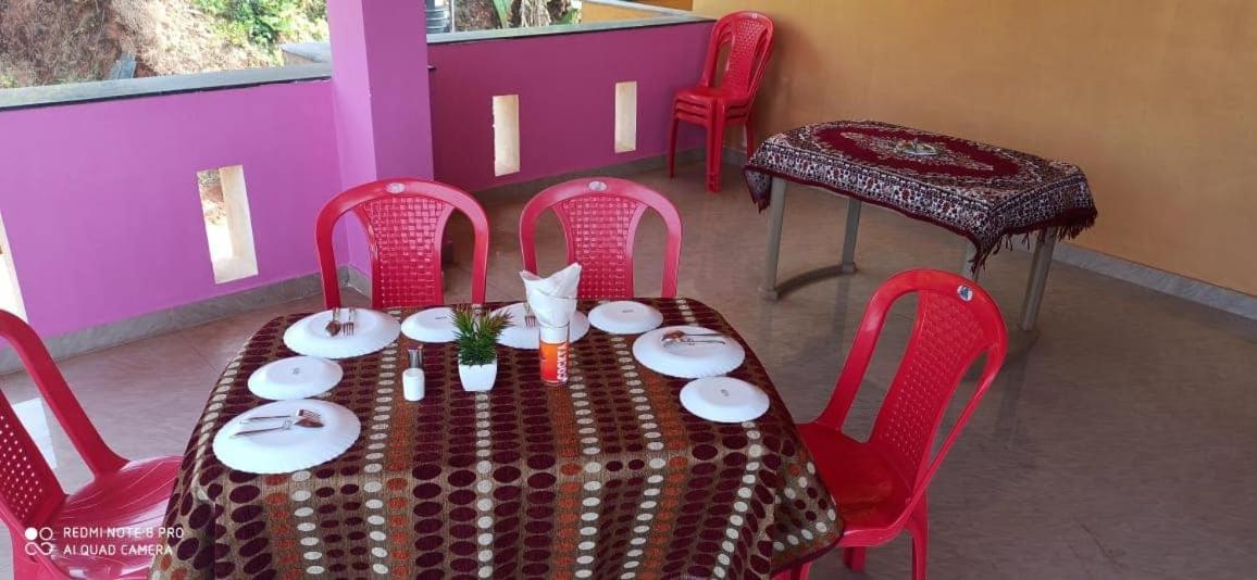 Saguntara Beach Homestay Vengurla Esterno foto